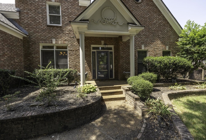 1607 STANHOPE CV, Collierville, Tennessee 38017, 4 Bedroom Bedrooms, 8 Room Rooms,2.1 BathroomBathrooms,Residential,For Sale,STANHOPE,0,10229101