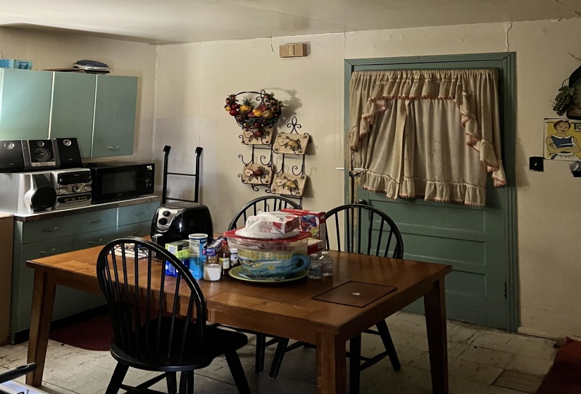 1102 CHICAGO AVE, Memphis, Tennessee 38107, 3 Bedroom Bedrooms, 5 Room Rooms,2 BathroomBathrooms,Residential,For Sale,CHICAGO,0,10229103