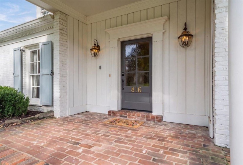 816 REDDOCH ST, Memphis, Tennessee 38120, 4 Bedroom Bedrooms, 10 Room Rooms,3.1 BathroomBathrooms,Residential,For Sale,REDDOCH,0,10229109