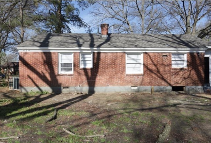 1180 RUSSWOOD RD, Memphis, Tennessee 38122, 2 Bedroom Bedrooms, 5 Room Rooms,1 BathroomBathrooms,Residential,For Sale,RUSSWOOD,0,10229080