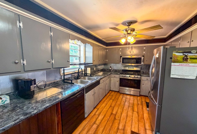 1580 MAGNOLIA CIR, Iuka, Mississippi 38852, 3 Bedroom Bedrooms, 8 Room Rooms,1.1 BathroomBathrooms,Residential,For Sale,MAGNOLIA,0,10229081