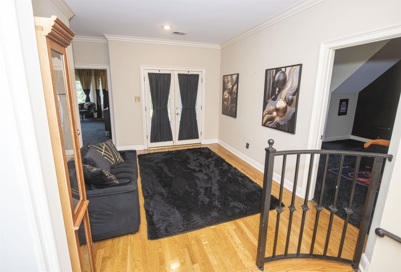 100 FOUNDERS LN, Memphis, Tennessee 38103, 4 Bedroom Bedrooms, 8 Room Rooms,3.1 BathroomBathrooms,Residential,For Sale,FOUNDERS,0,10229084