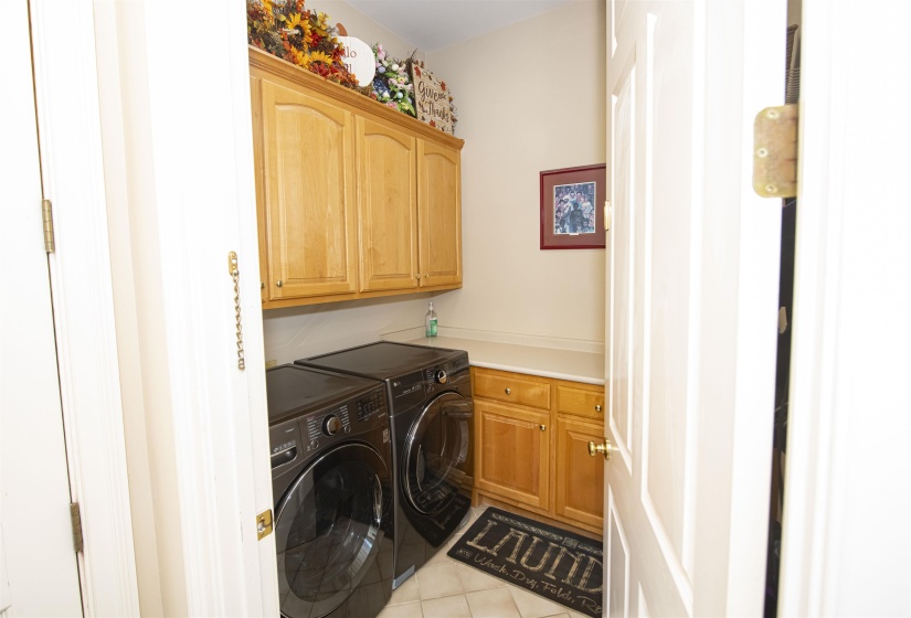 100 FOUNDERS LN, Memphis, Tennessee 38103, 4 Bedroom Bedrooms, 8 Room Rooms,3.1 BathroomBathrooms,Residential,For Sale,FOUNDERS,0,10229084