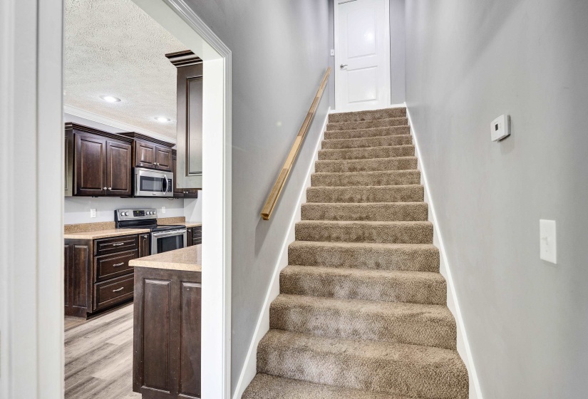 405 PERSIMMON LN, Lexington, Tennessee 38351, 3 Bedroom Bedrooms, 5 Room Rooms,2 BathroomBathrooms,Residential,For Sale,PERSIMMON,0,10229087