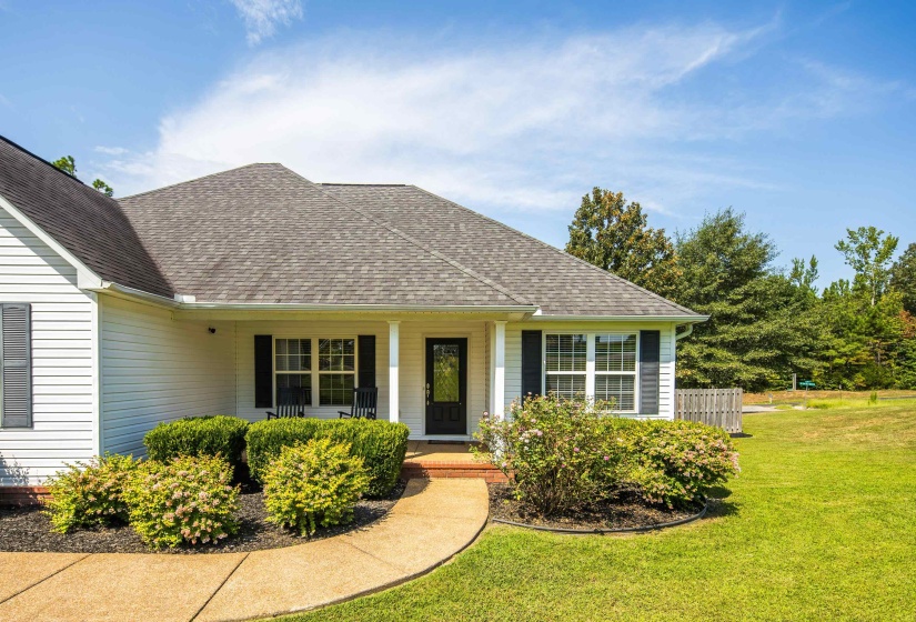 405 PERSIMMON LN, Lexington, Tennessee 38351, 3 Bedroom Bedrooms, 5 Room Rooms,2 BathroomBathrooms,Residential,For Sale,PERSIMMON,0,10229087
