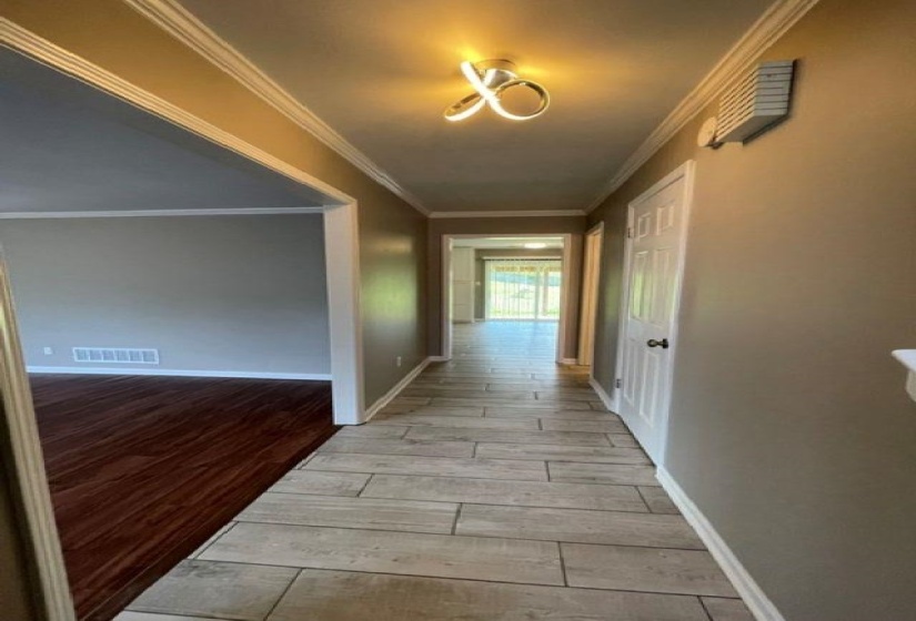 2811 MCVAY TRAIL DR, Memphis, Tennessee 38119, 4 Bedroom Bedrooms, 8 Room Rooms,2.1 BathroomBathrooms,Residential,For Sale,MCVAY TRAIL,0,10229088