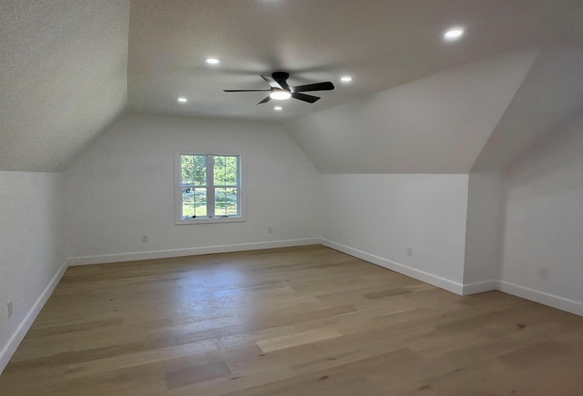 25 CRESCENT LN, Selmer, Tennessee 38375, 4 Bedroom Bedrooms, 8 Room Rooms,2 BathroomBathrooms,Residential,For Sale,CRESCENT,0,10229090