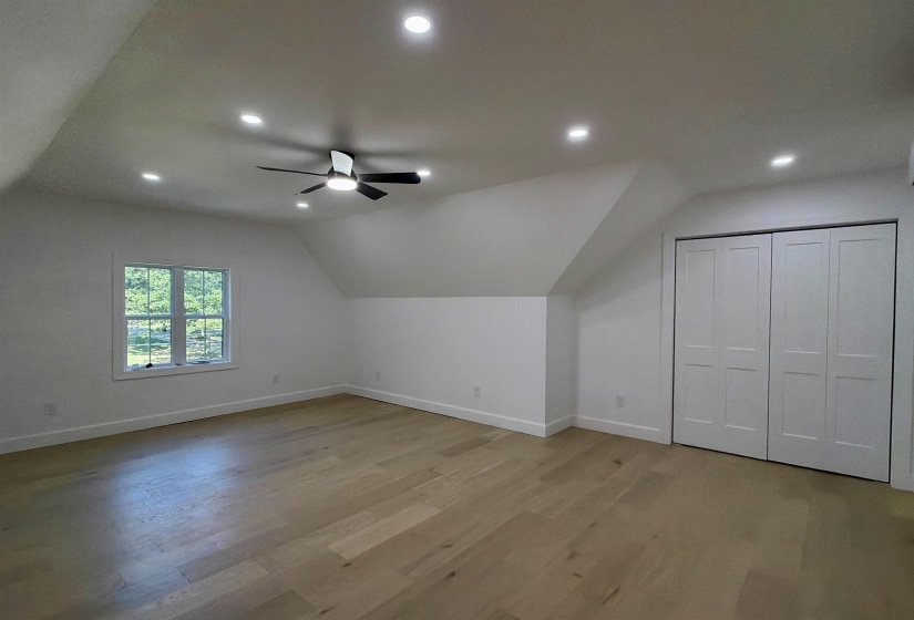 25 CRESCENT LN, Selmer, Tennessee 38375, 4 Bedroom Bedrooms, 8 Room Rooms,2 BathroomBathrooms,Residential,For Sale,CRESCENT,0,10229090