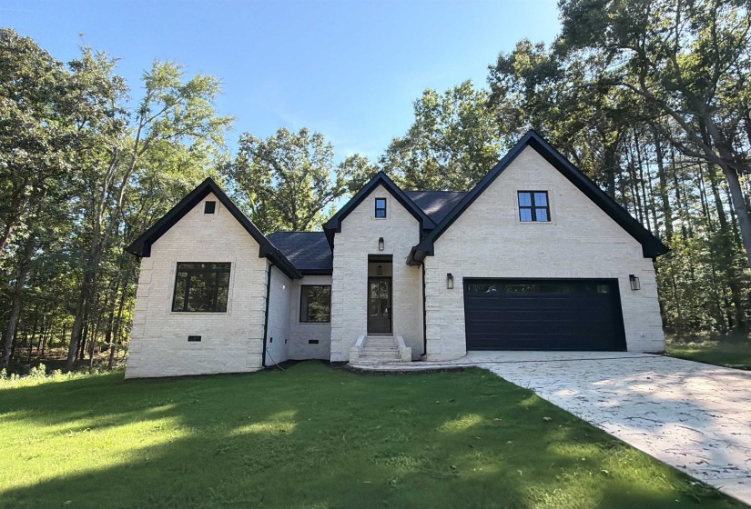 25 CRESCENT LN, Selmer, Tennessee 38375, 4 Bedroom Bedrooms, 8 Room Rooms,2 BathroomBathrooms,Residential,For Sale,CRESCENT,0,10229090