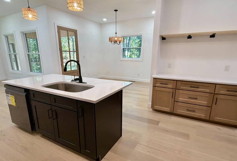 25 CRESCENT LN, Selmer, Tennessee 38375, 4 Bedroom Bedrooms, 8 Room Rooms,2 BathroomBathrooms,Residential,For Sale,CRESCENT,0,10229090