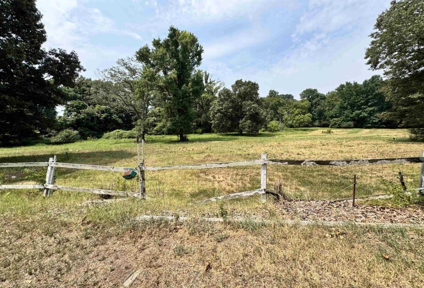 1147 COLLIERVILLE ARLINGTON RD, Eads, Tennessee 38028, 3 Bedroom Bedrooms, 7 Room Rooms,1 BathroomBathrooms,Residential,For Sale,COLLIERVILLE ARLINGTON,0,10229096