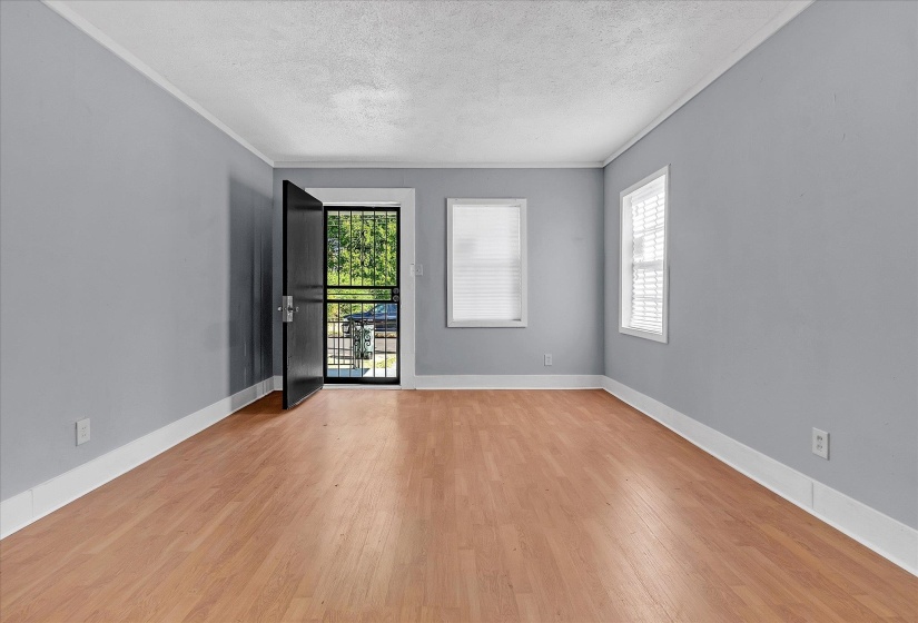 2335 HUBBARD AVE, Memphis, Tennessee 38108, 2 Bedroom Bedrooms, 5 Room Rooms,1 BathroomBathrooms,Residential,For Sale,HUBBARD,0,10229097