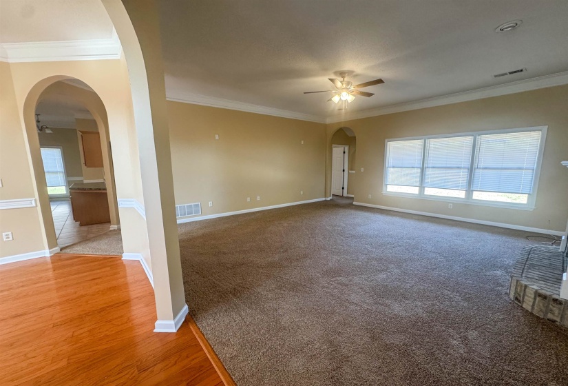 4894 FOX SPRINGS DR, Collierville, Tennessee 38017, 3 Bedroom Bedrooms, 7 Room Rooms,2 BathroomBathrooms,Rental Properties,For Sale,FOX SPRINGS,0,10229136