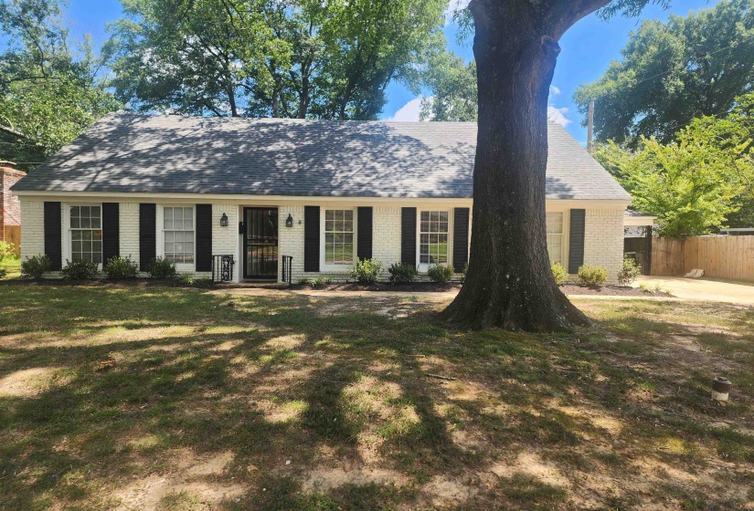 1192 WHITING ST, Memphis, Tennessee 38117, 3 Bedroom Bedrooms, 10 Room Rooms,2 BathroomBathrooms,Residential,For Sale,WHITING,0,10229116