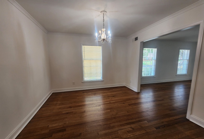 1192 WHITING ST, Memphis, Tennessee 38117, 3 Bedroom Bedrooms, 10 Room Rooms,2 BathroomBathrooms,Residential,For Sale,WHITING,0,10229116