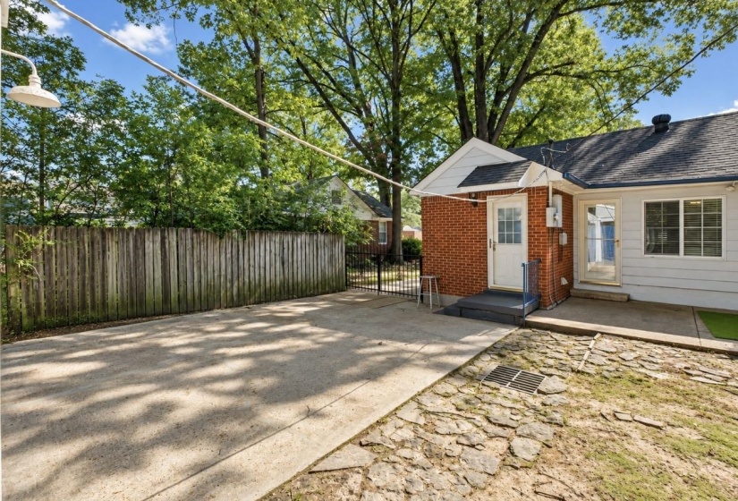 1091 WINGFIELD RD, Memphis, Tennessee 38122, 2 Bedroom Bedrooms, 5 Room Rooms,1 BathroomBathrooms,Residential,For Sale,WINGFIELD,0,10229119