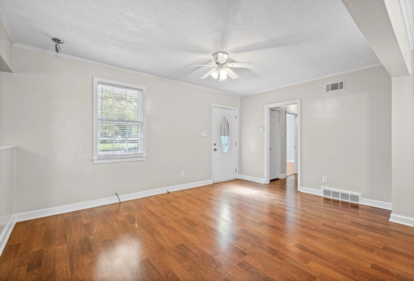 1091 WINGFIELD RD, Memphis, Tennessee 38122, 2 Bedroom Bedrooms, 5 Room Rooms,1 BathroomBathrooms,Residential,For Sale,WINGFIELD,0,10229119