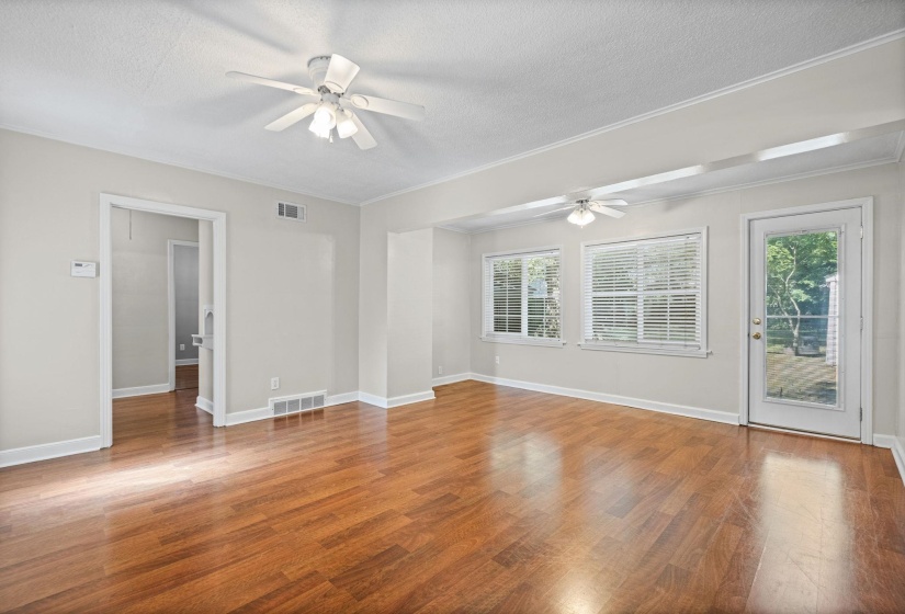 1091 WINGFIELD RD, Memphis, Tennessee 38122, 2 Bedroom Bedrooms, 5 Room Rooms,1 BathroomBathrooms,Residential,For Sale,WINGFIELD,0,10229119