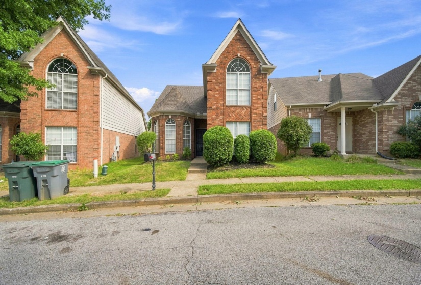 5698 SYCAMORE WOODS DR, Memphis, Tennessee 38134, 3 Bedroom Bedrooms, 6 Room Rooms,2 BathroomBathrooms,Residential,For Sale,SYCAMORE WOODS,0,10229127