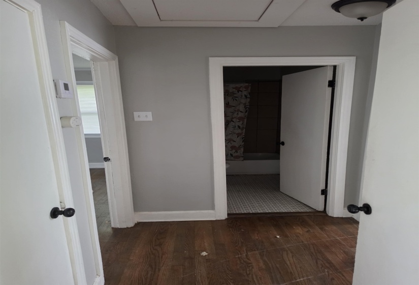 4160 DUNN RD, Memphis, Tennessee 38111, 3 Bedroom Bedrooms, 6 Room Rooms,1 BathroomBathrooms,Residential,For Sale,DUNN,0,10229132