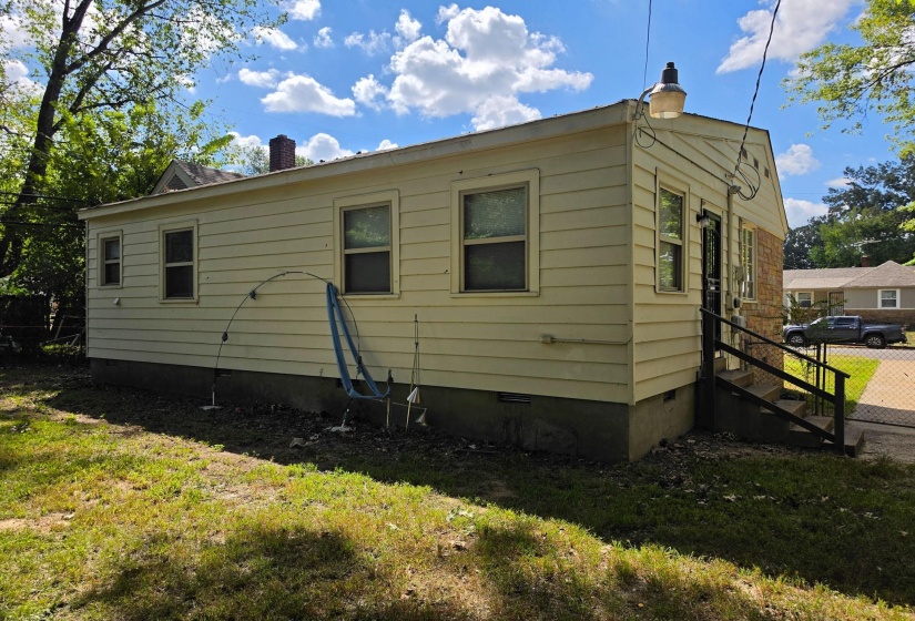 4160 DUNN RD, Memphis, Tennessee 38111, 3 Bedroom Bedrooms, 6 Room Rooms,1 BathroomBathrooms,Residential,For Sale,DUNN,0,10229132