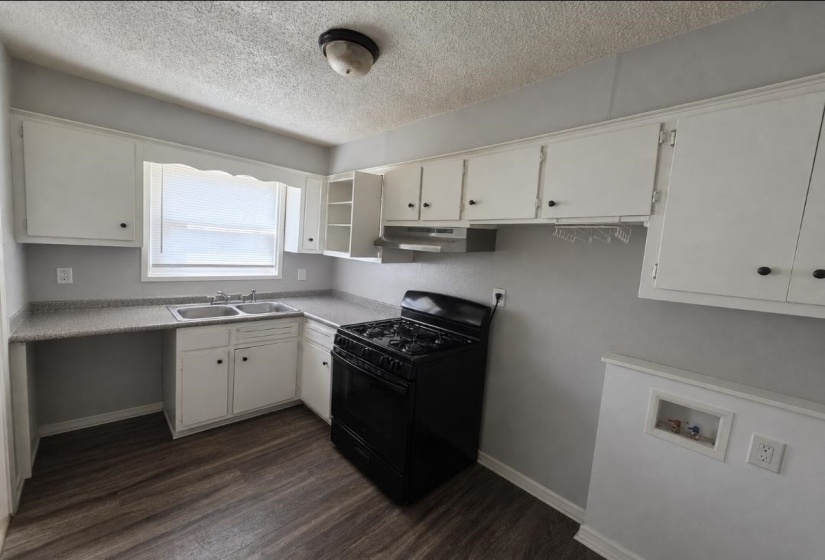 4160 DUNN RD, Memphis, Tennessee 38111, 3 Bedroom Bedrooms, 6 Room Rooms,1 BathroomBathrooms,Residential,For Sale,DUNN,0,10229132