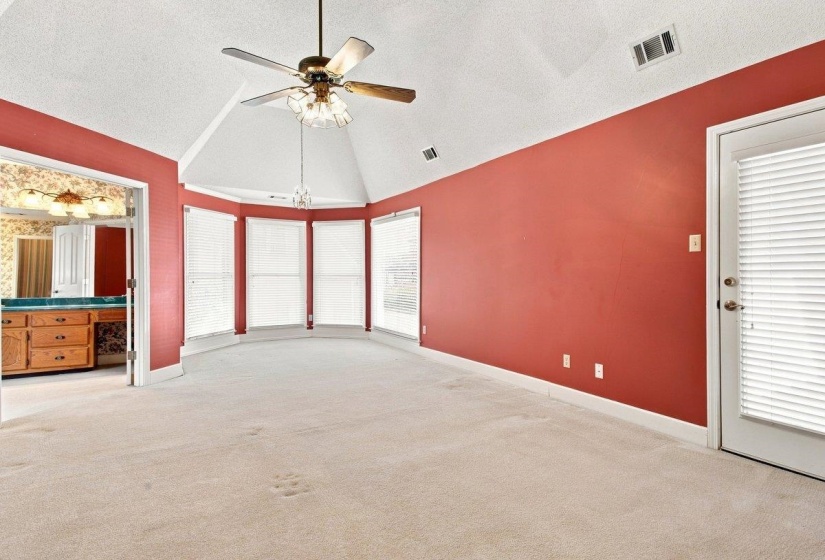 751 LAKE MEADOW DR, Collierville, Tennessee 38017, 4 Bedroom Bedrooms, 7 Room Rooms,2.1 BathroomBathrooms,Residential,For Sale,LAKE MEADOW,0,10229133