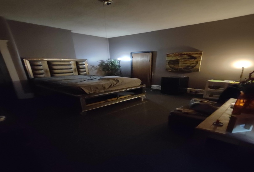 1021 CHELSEA AVE, Memphis, Tennessee 38107, 4 Bedroom Bedrooms, 8 Room Rooms,1.1 BathroomBathrooms,Residential,For Sale,CHELSEA,0,10229135