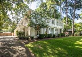 95 GROVE PARK CIR, Memphis, Tennessee 38117, 5 Bedroom Bedrooms, 11 Room Rooms,4.1 BathroomBathrooms,Residential,For Sale,GROVE PARK,0,10229137
