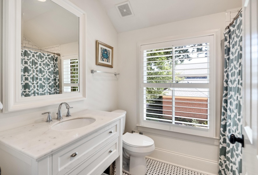 95 GROVE PARK CIR, Memphis, Tennessee 38117, 5 Bedroom Bedrooms, 11 Room Rooms,4.1 BathroomBathrooms,Residential,For Sale,GROVE PARK,0,10229137