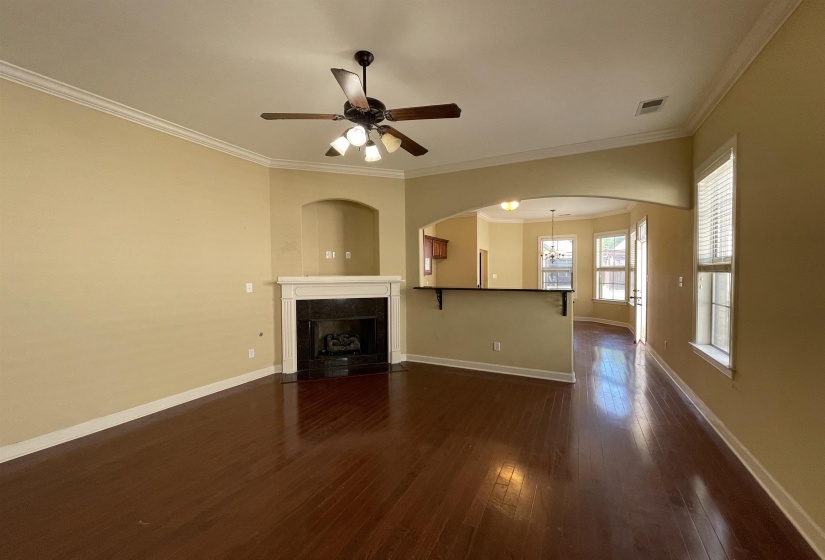6916 LAGRANGE PINES DR, Cordova, Tennessee 38018, 3 Bedroom Bedrooms, 3 Room Rooms,2 BathroomBathrooms,Residential,For Sale,LAGRANGE PINES,0,10206269