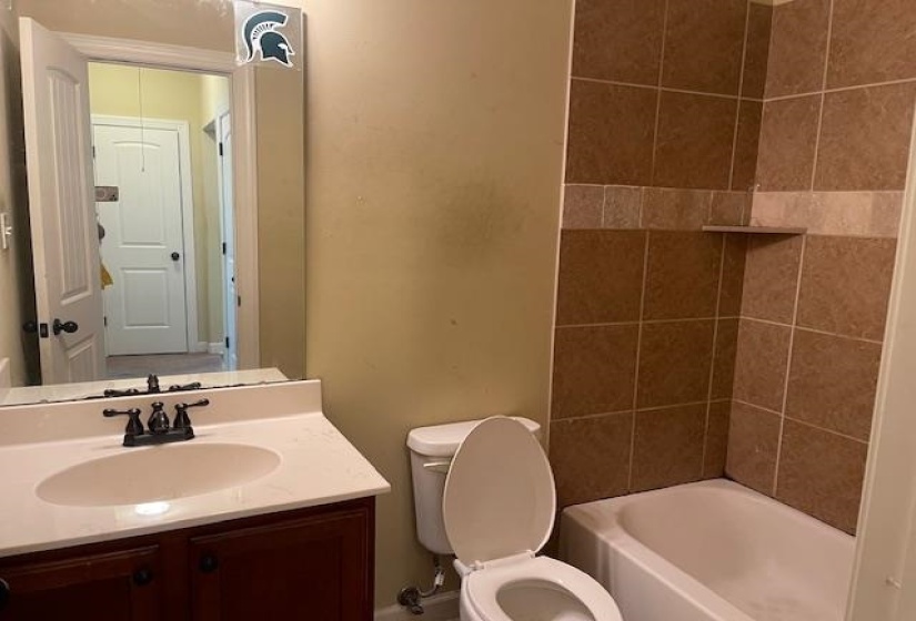6916 LAGRANGE PINES DR, Cordova, Tennessee 38018, 3 Bedroom Bedrooms, 3 Room Rooms,2 BathroomBathrooms,Residential,For Sale,LAGRANGE PINES,0,10206269