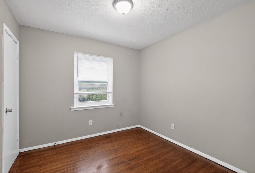 4314 FORD RD, Memphis, Tennessee 38109, 5 Bedroom Bedrooms, 8 Room Rooms,1.1 BathroomBathrooms,Residential,For Sale,FORD,0,10211186