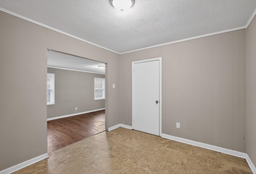 4314 FORD RD, Memphis, Tennessee 38109, 5 Bedroom Bedrooms, 8 Room Rooms,1.1 BathroomBathrooms,Residential,For Sale,FORD,0,10211186
