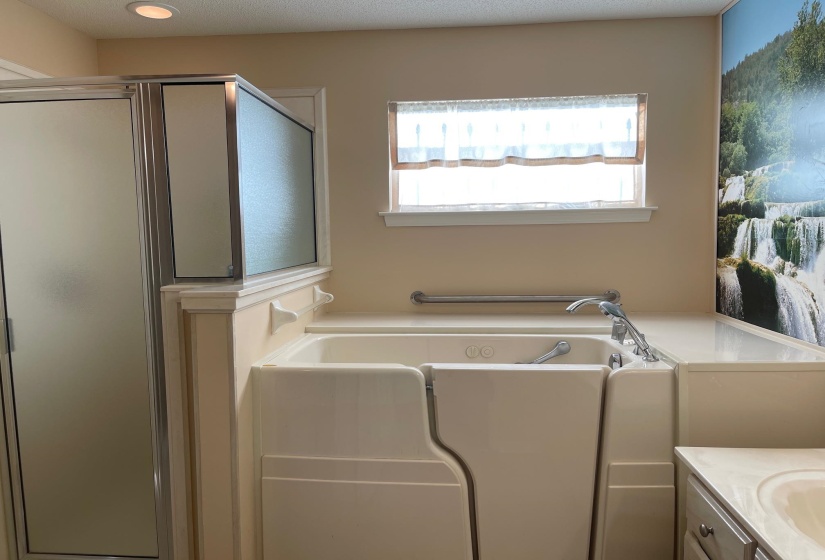 4759 PAINTED OAK CV, Memphis, Tennessee 38116, 3 Bedroom Bedrooms, 3 Room Rooms,2 BathroomBathrooms,Residential,For Sale,PAINTED OAK,0,10217424