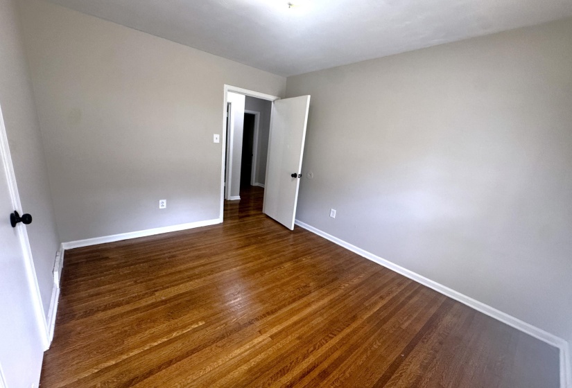 3712 MERRITT ST, Memphis, Tennessee 38128, 3 Bedroom Bedrooms, 7 Room Rooms,1.1 BathroomBathrooms,Rental Properties,For Sale,MERRITT,0,10229157
