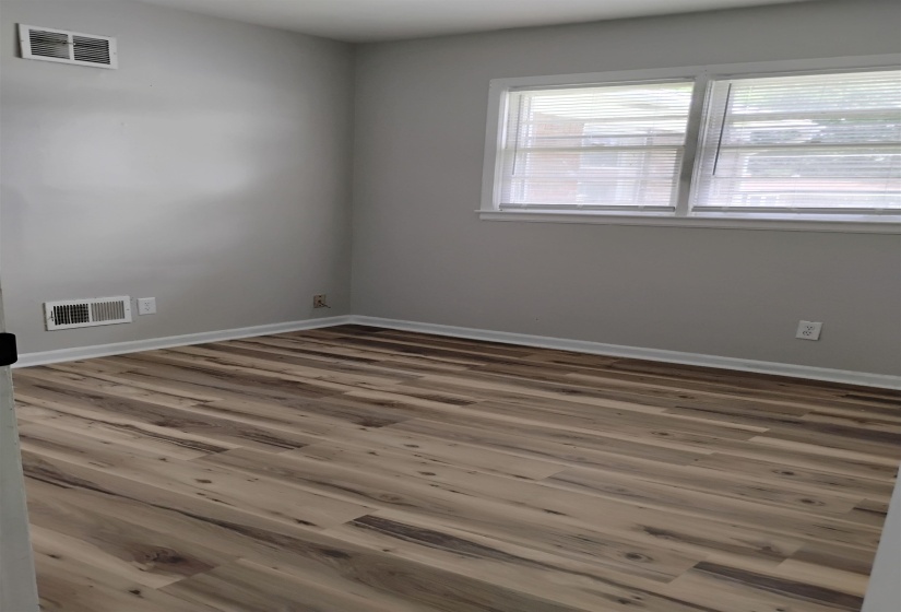 3651 TREZEVANT ST, Memphis, Tennessee 38127, 4 Bedroom Bedrooms, 7 Room Rooms,2 BathroomBathrooms,Residential,For Sale,TREZEVANT,0,10229143
