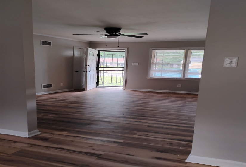 3651 TREZEVANT ST, Memphis, Tennessee 38127, 4 Bedroom Bedrooms, 7 Room Rooms,2 BathroomBathrooms,Residential,For Sale,TREZEVANT,0,10229143