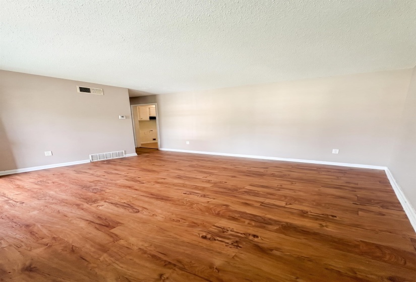 3637 NEELY RD, Memphis, Tennessee 38109, 3 Bedroom Bedrooms, 6 Room Rooms,1.1 BathroomBathrooms,Residential,For Sale,NEELY,0,10229144