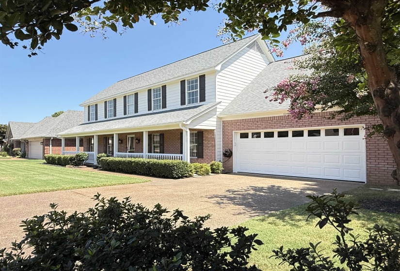 1044 SWEETIE LN, Collierville, Tennessee 38017, 3 Bedroom Bedrooms, 8 Room Rooms,3.1 BathroomBathrooms,Residential,For Sale,SWEETIE,0,10229145