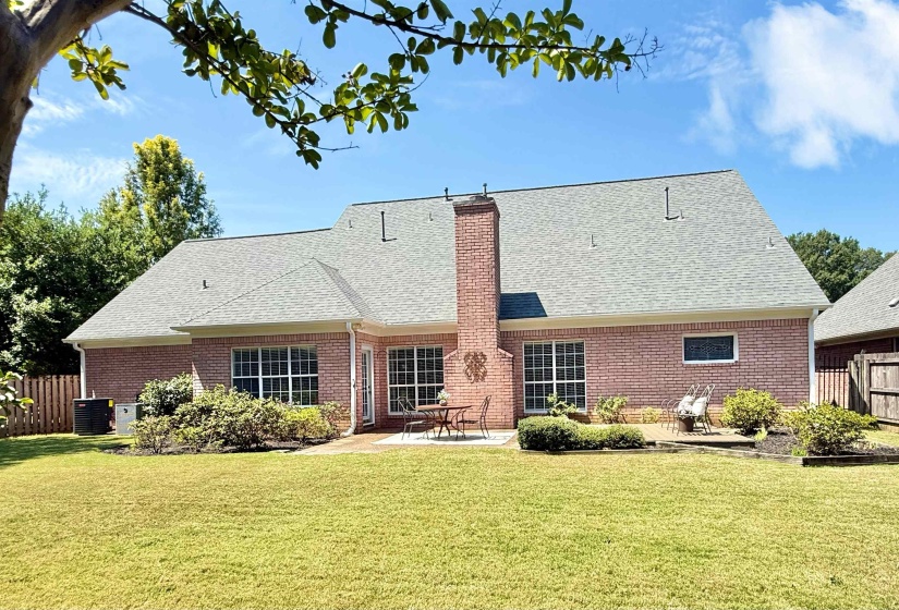 1044 SWEETIE LN, Collierville, Tennessee 38017, 3 Bedroom Bedrooms, 8 Room Rooms,3.1 BathroomBathrooms,Residential,For Sale,SWEETIE,0,10229145