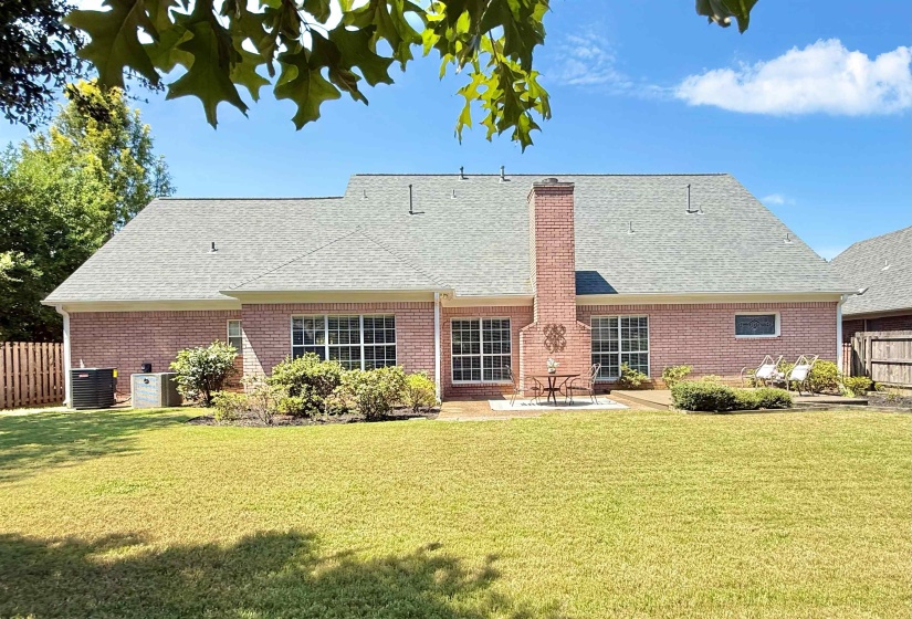 1044 SWEETIE LN, Collierville, Tennessee 38017, 3 Bedroom Bedrooms, 8 Room Rooms,3.1 BathroomBathrooms,Residential,For Sale,SWEETIE,0,10229145