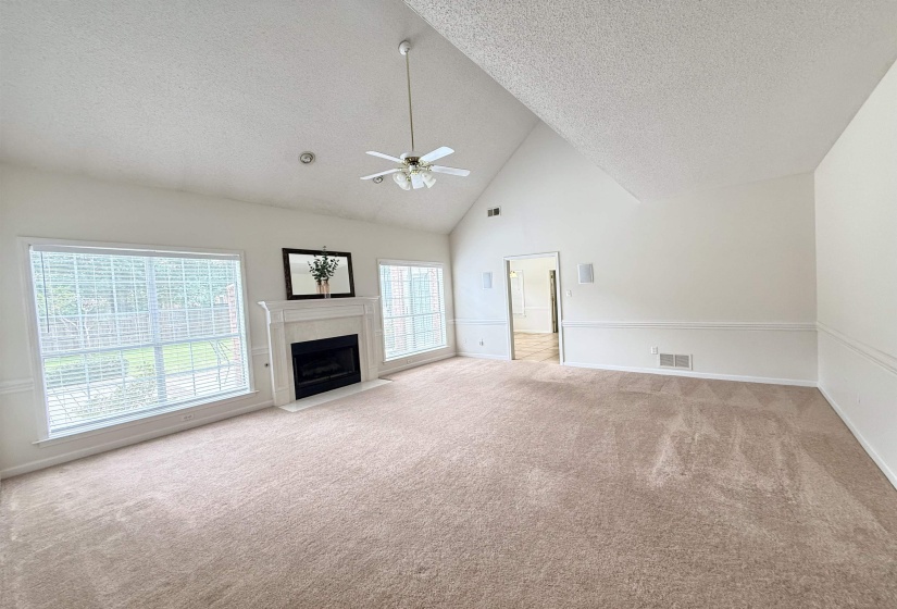 1044 SWEETIE LN, Collierville, Tennessee 38017, 3 Bedroom Bedrooms, 8 Room Rooms,3.1 BathroomBathrooms,Residential,For Sale,SWEETIE,0,10229145
