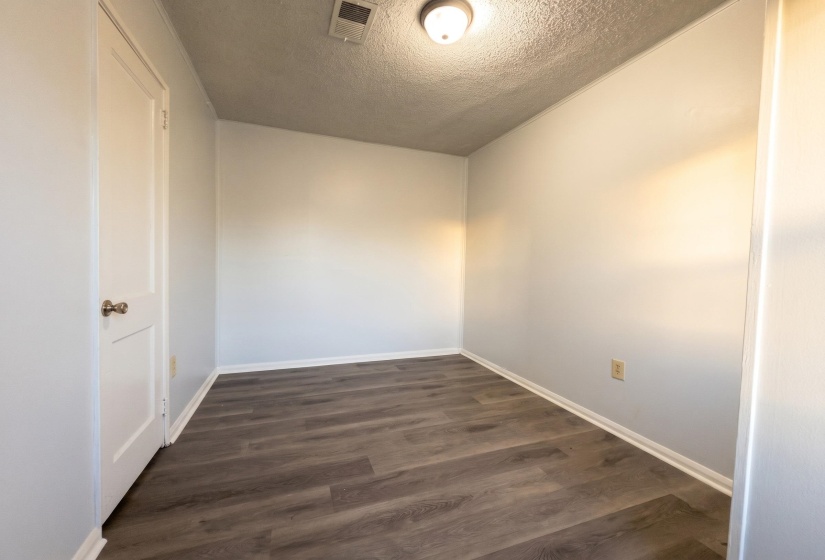 854 CARROLTON AVE, Memphis, Tennessee 38127, 4 Bedroom Bedrooms, 6 Room Rooms,2 BathroomBathrooms,Residential,For Sale,CARROLTON,0,10229146
