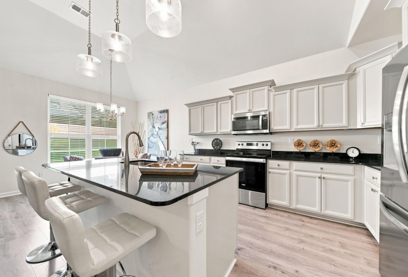 250 SAINT ANDREWS DR, Oakland, Tennessee 38060, 5 Bedroom Bedrooms, 12 Room Rooms,3 BathroomBathrooms,Residential,For Sale,SAINT ANDREWS,0,10229149
