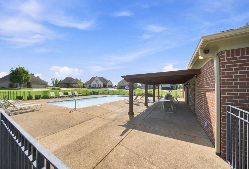 250 SAINT ANDREWS DR, Oakland, Tennessee 38060, 5 Bedroom Bedrooms, 12 Room Rooms,3 BathroomBathrooms,Residential,For Sale,SAINT ANDREWS,0,10229149