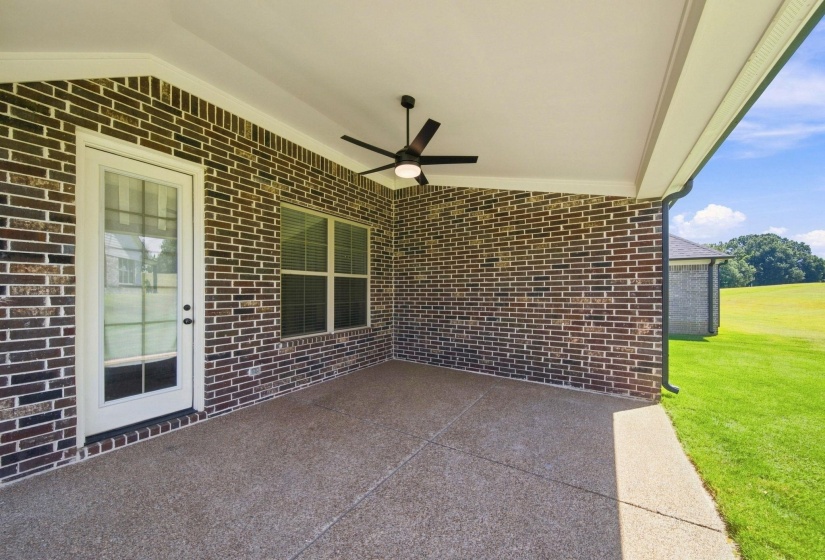 250 SAINT ANDREWS DR, Oakland, Tennessee 38060, 5 Bedroom Bedrooms, 12 Room Rooms,3 BathroomBathrooms,Residential,For Sale,SAINT ANDREWS,0,10229149