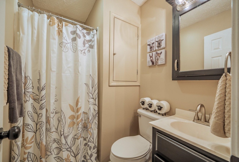 25 PICKWICK WOODS CV, Counce, Tennessee 38326, 3 Bedroom Bedrooms, 7 Room Rooms,2 BathroomBathrooms,Residential,For Sale,PICKWICK WOODS,0,10229155