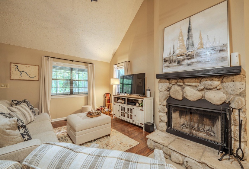25 PICKWICK WOODS CV, Counce, Tennessee 38326, 3 Bedroom Bedrooms, 7 Room Rooms,2 BathroomBathrooms,Residential,For Sale,PICKWICK WOODS,0,10229155