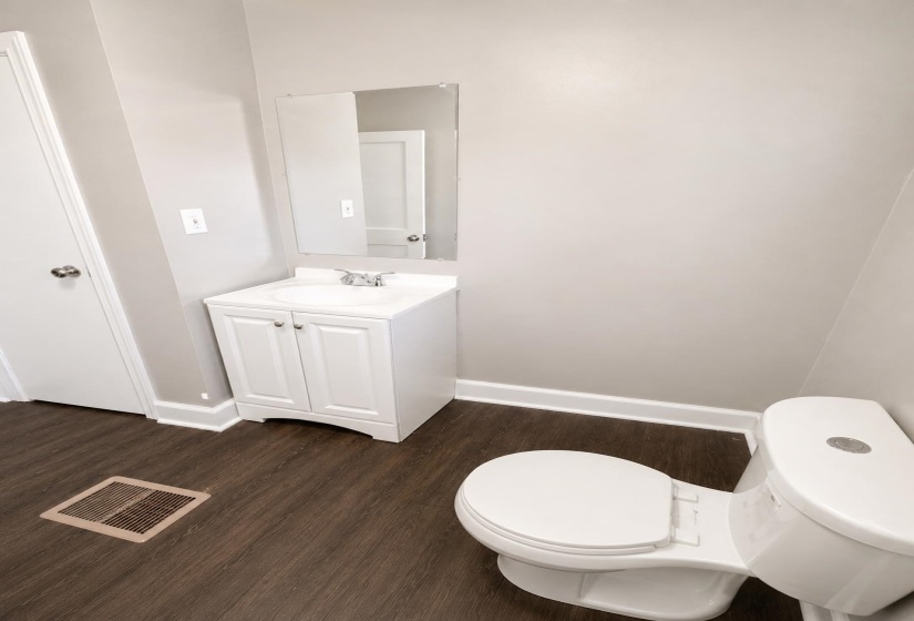 3609 OVERTON CROSSING ST, Memphis, Tennessee 38127, 2 Bedroom Bedrooms, 5 Room Rooms,2 BathroomBathrooms,Residential,For Sale,OVERTON CROSSING,0,10229160